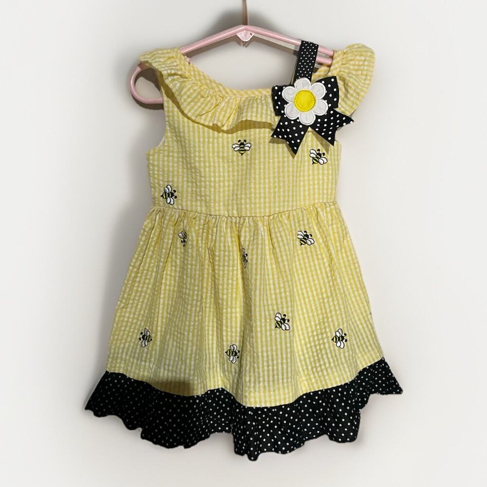 Counting DaisieYellow Gingham Bumble Bee Ruffle Dress with Polka Dot Trim Sz 2t